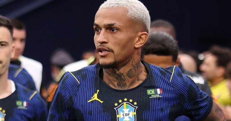 Lesão de Wesley pode durar de oito a 12