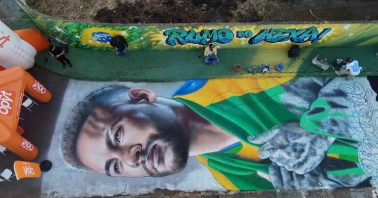 Ruas pelo Brasil são pintadas para a Copa
