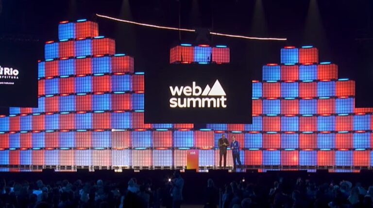 Podcast ‘O Assunto’ vai ao vivo no Web Summit