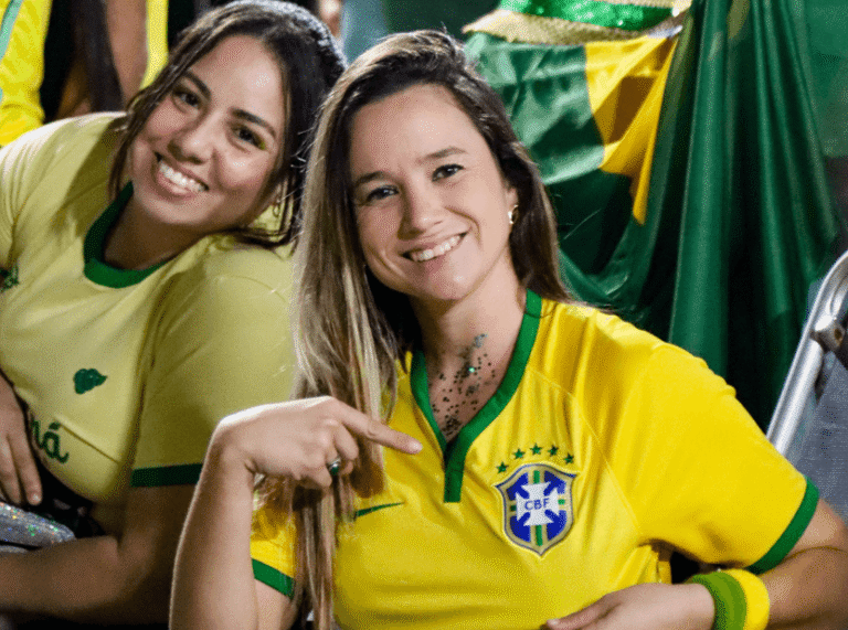 São Sebastião transmite jogo da seleção em pontos