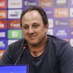 Rogério Ceni manda recado para goleiro de Cabo Verde