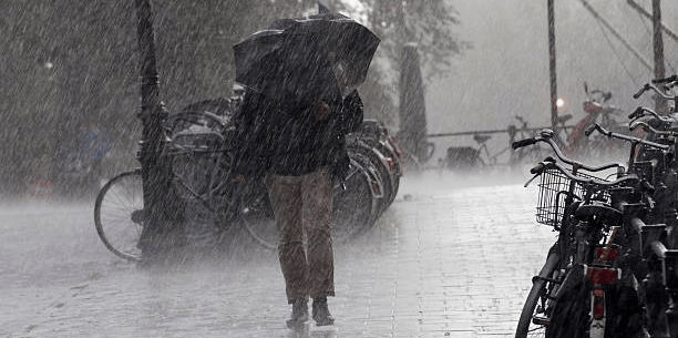 Defesa Civil alerta para chuva forte em Caraguatatuba