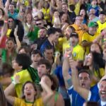 Torcedores comemoram vitória do Brasil em São José