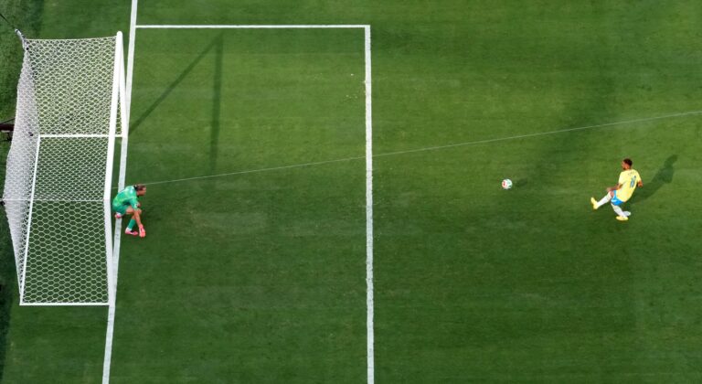 Leitura labial identifica provocação de Neymar