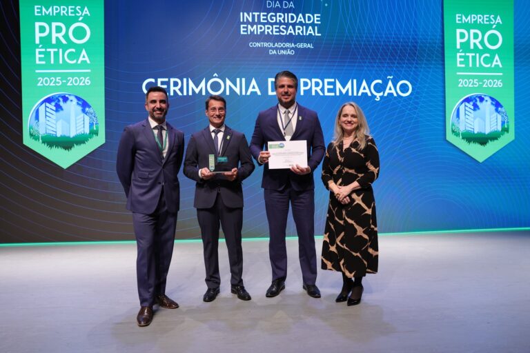 Unimed SJC recebe certificação de Empresa Pró-Ética