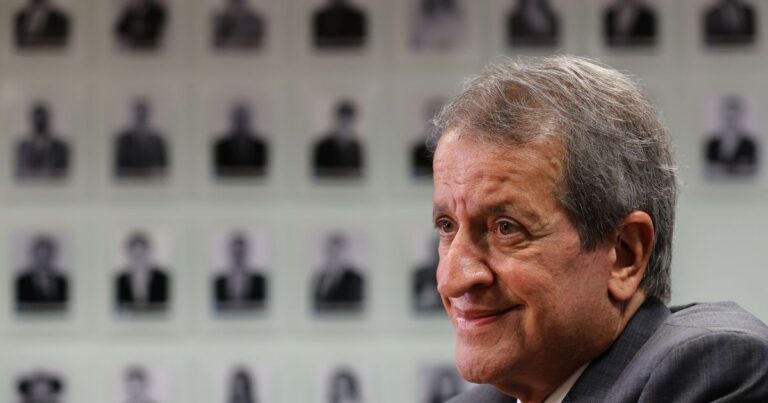 Servidora da Câmara suspeita de operar emendas para Valdemar