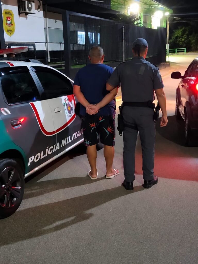 Homem de 53 anos preso por violar medida protetiva