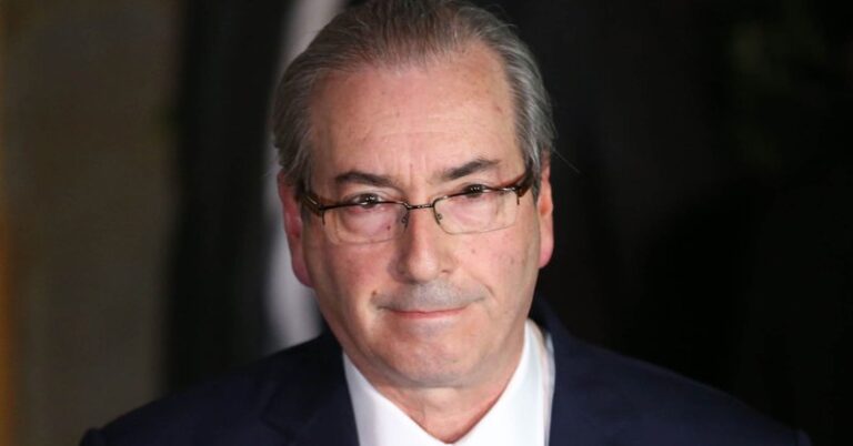 Dino ordena bloqueio de R$ 6 milhões a Cunha