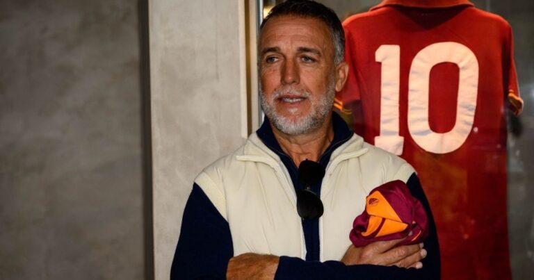 Batistuta lembra conversa com Flamengo sem acordo