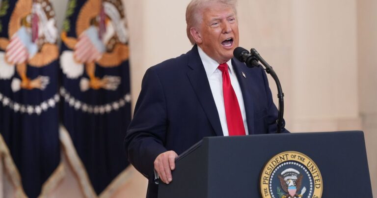 Trump menciona campanha terrestre contra Irã