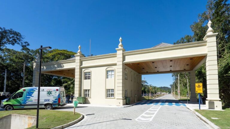 Riviera inaugura via dupla com acesso vizinho em Bertioga