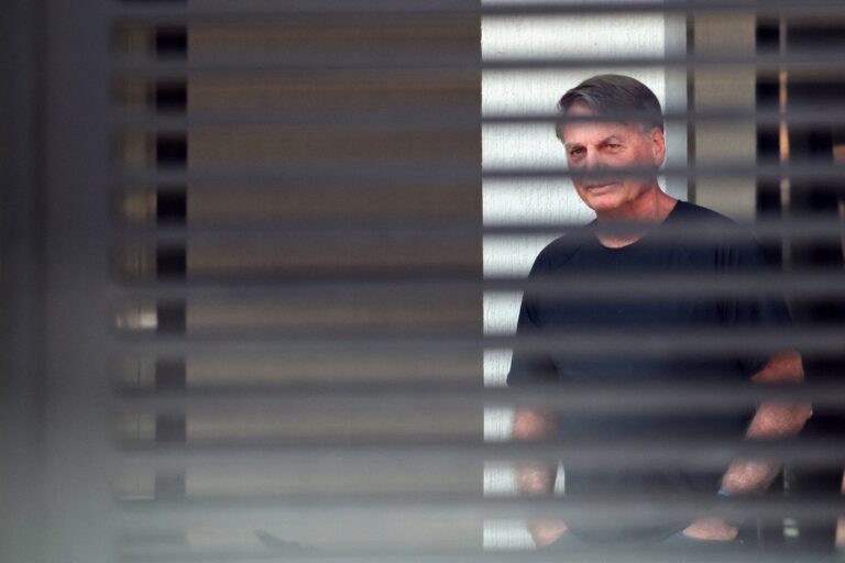 Moraes mantém prisão domiciliar e proíbe visitas eleitorais