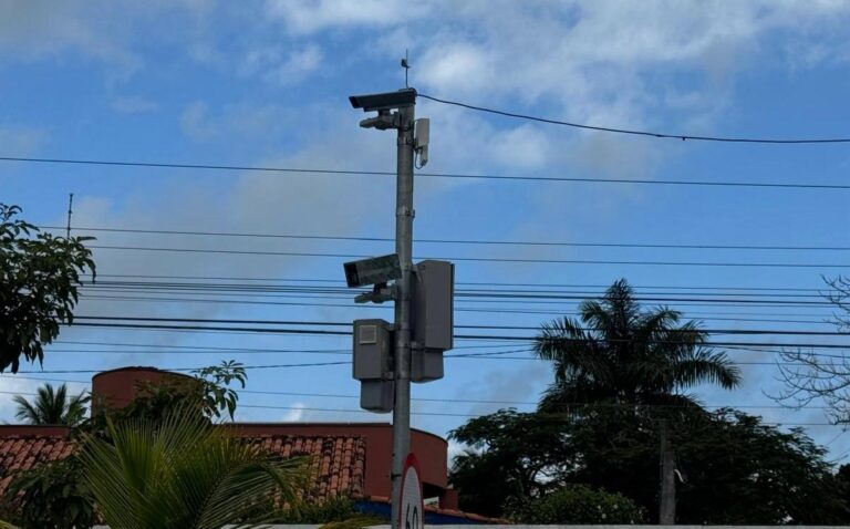 Ipem-SP verifica radares de velocidade em Caraguatatuba