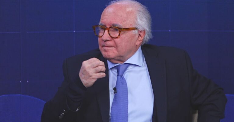 Confiança nos três poderes cai abaixo de 50%