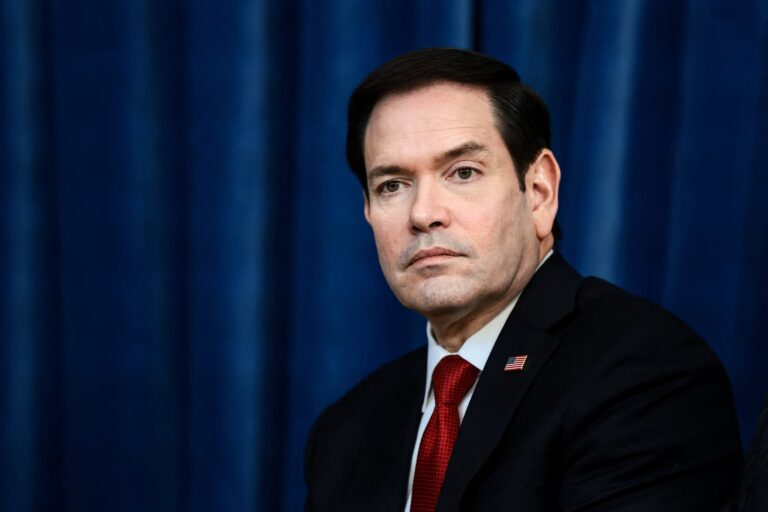Rubio exige liberação imediata de 700 presos
