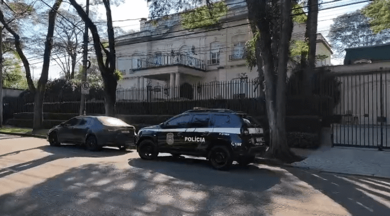 Operação Distrato cumpre mandado na casa de Nelson Wilians