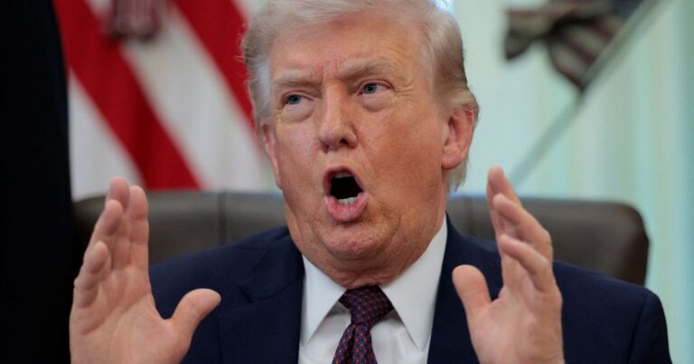 Trump aponta interferência chinesa e risco iraniano