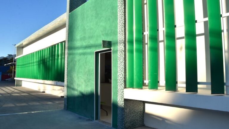 Farmácia municipal de Ilhabela fecha para obras