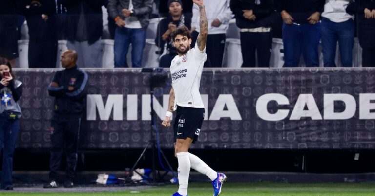 Corinthians vence Remo por 3 a 0 no Brasileirão