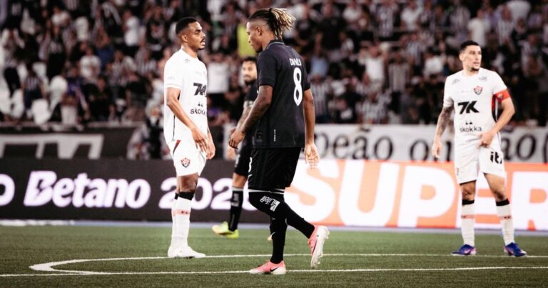 Palmeiras desiste de contratar Danilo após veto do Botafogo