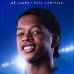 Cruzeiro anuncia contratação de Zé Lucas