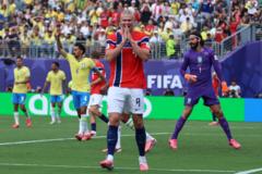 Haaland marca dois e elimina Brasil