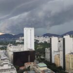 Frente fria avança pelo Sudeste e deixa mortos
