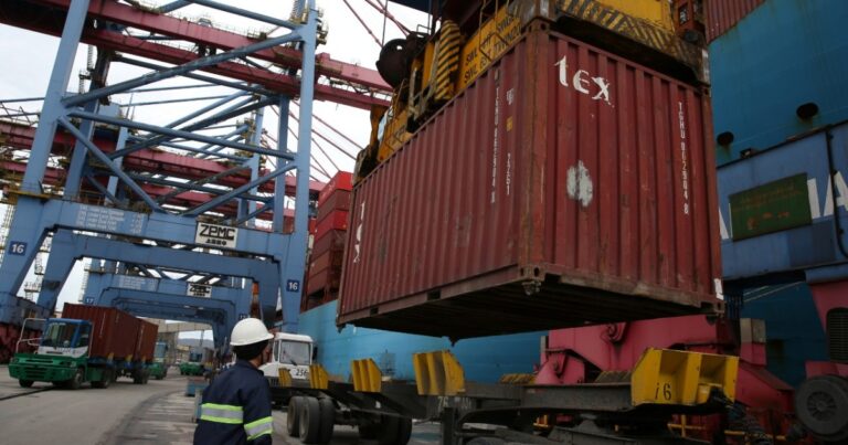 Fiesp pressiona leilão aberto do megaterminal