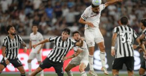 Botafogo empata em 1 a 1 com Fluminense