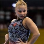 Flávia Saraiva conquista ouro na trave e no solo