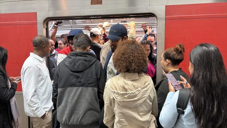 Greve na CPTM afeta Zona Leste de São Paulo