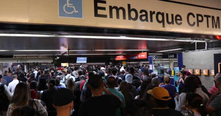 TRT determina 80% de funcionários da CPTM em pico