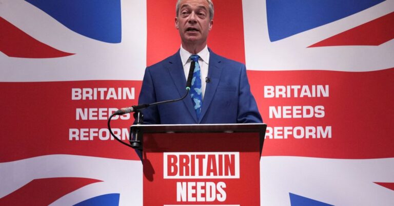 Farage recupera assento no Parlamento britânico
