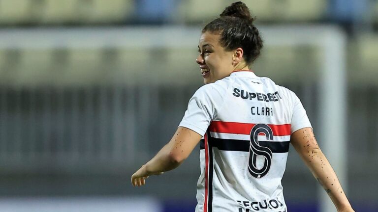 São Paulo vence Santos no Paulistão
