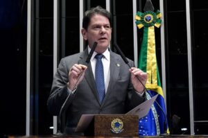 Senador Cid Gomes declara patrimônio de R$ 1,5 mi
