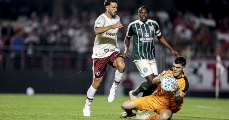 São Paulo empata e chega a nove sem vitórias