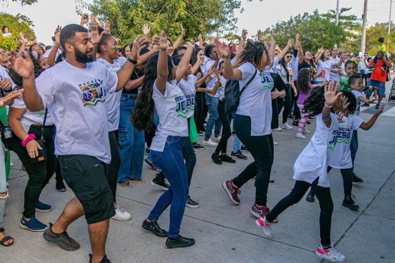 Macaé recebe 17ª Marcha para Jesus