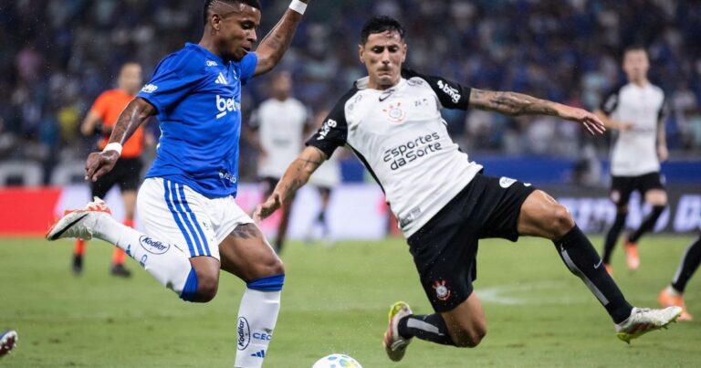 Corinthians e Cruzeiro se enfrentam com times mistos