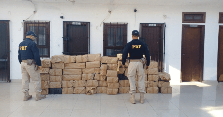 PRF apreende 1 tonelada de maconha; destino segue desconhecido