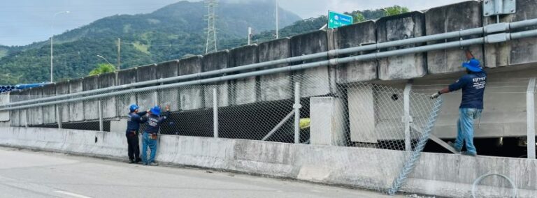 Caraguatatuba instala alambrado em viaduto da Campos Sales