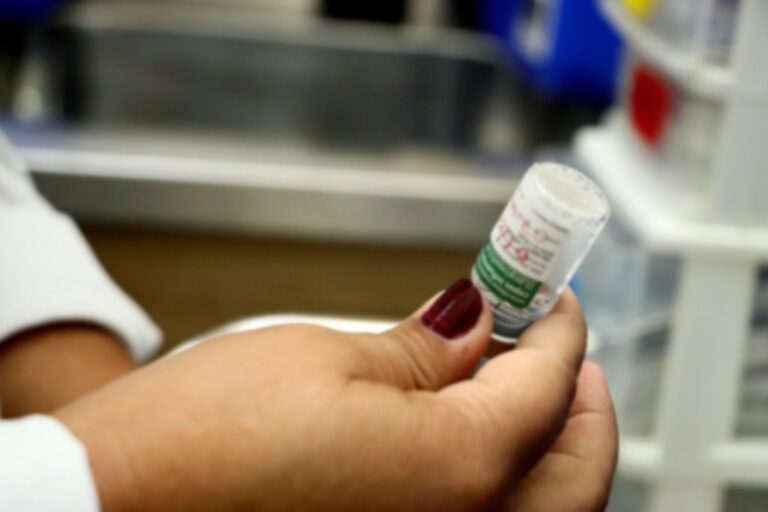 Mutirão de vacinação amplia acesso em seis UBSs