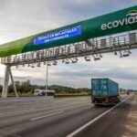 Motoristas consultam passagens de free flow pelo CNH