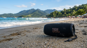 Ilhabela proíbe caixas de som e exige autorizações
