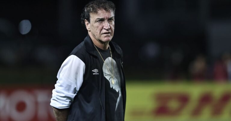 Cuca assume culpa pela derrota ao Palmeiras
