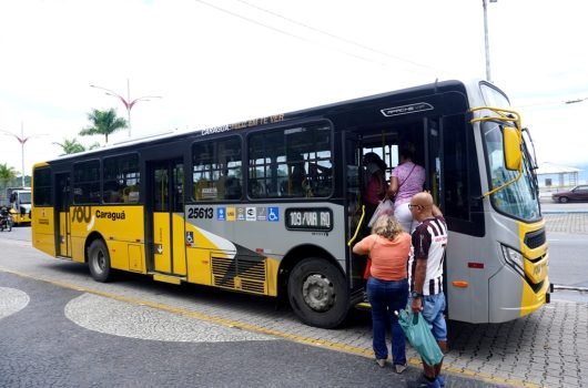Linha 407 tem itinerário alterado por obras em Massaguaçu