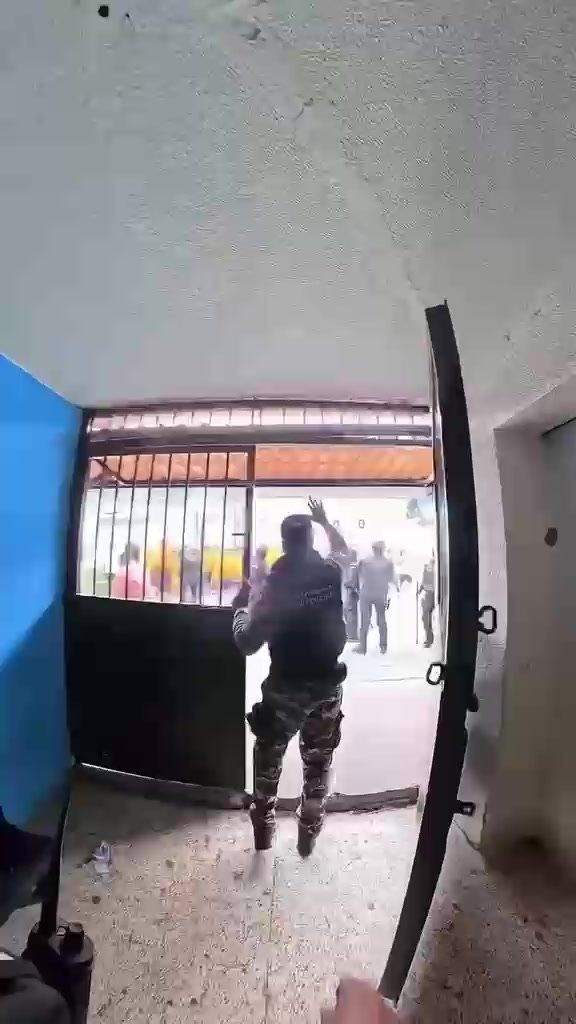 CRISE NO EQUADOR: REBELIÃO EM PRESÍDIO PROVOCA CAOS A tensão tomou conta de uma