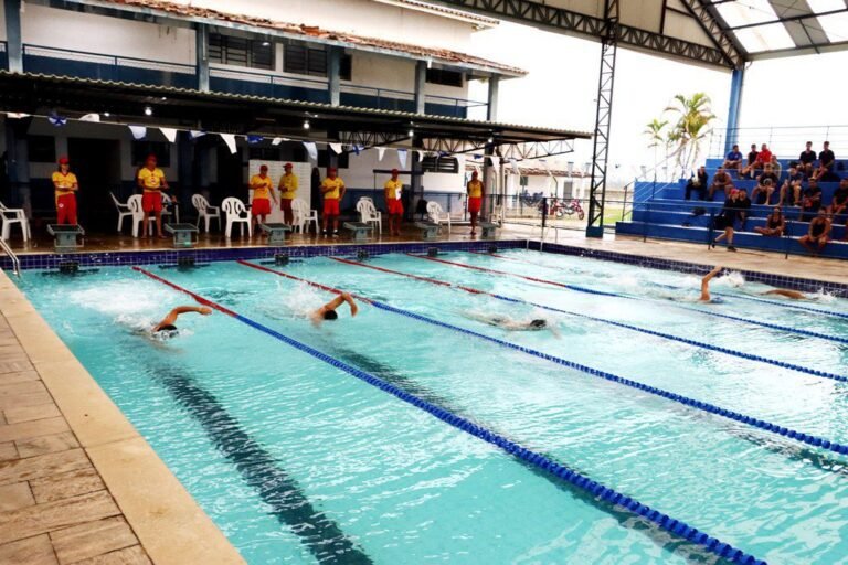 Caraguatatuba contrata 24 guarda-vidas temporários para verão 2026/27