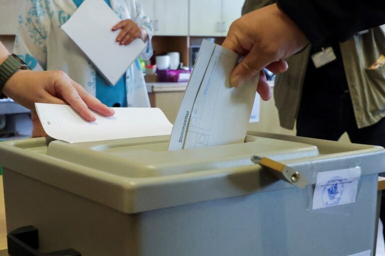 Urnas abrem na Saxônia-Anhalt e podem favorecer extrema‑direita