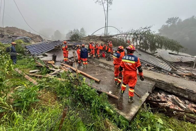 Saudel deixa três mortos e nove desaparecidos em Jiangxi
