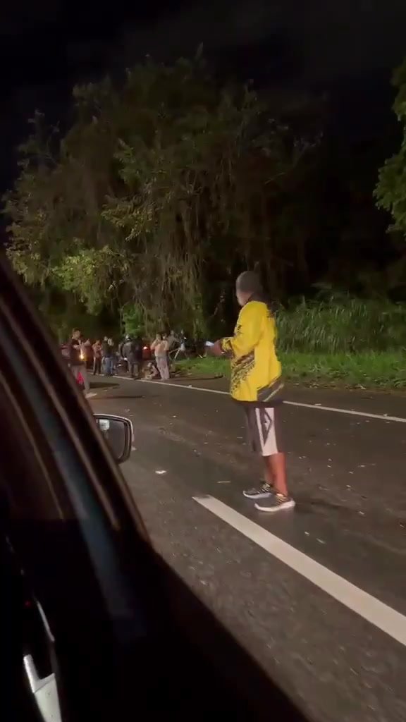 GRAVE ACIDENTE NA RIO-SANTOS DEIXA DOIS CICLISTAS FERIDOS